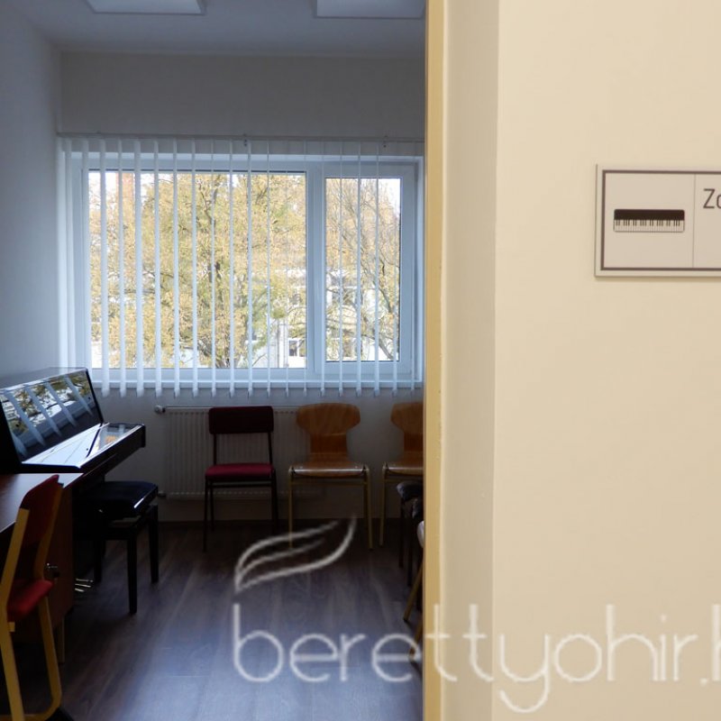 Átadták a zeneiskola új épületét 48